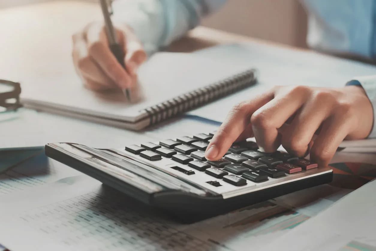 7 Helpful Tips for Tracking Spending Habits That Actually Work!