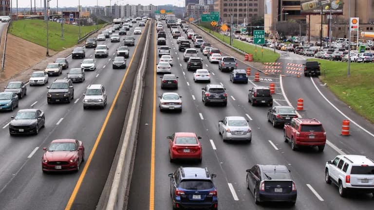 Traffic on Interstate 35 in downtown Austin