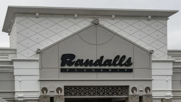 Randalls supermarket in Houston