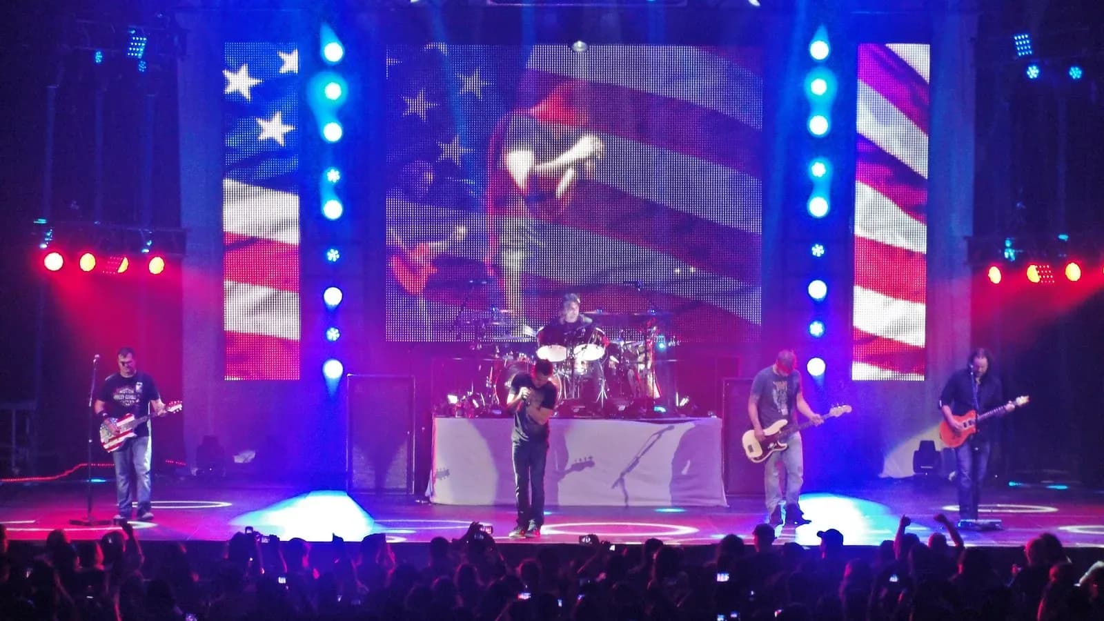 Sin Bandera: Escenas US Tour, Laredo, Texas