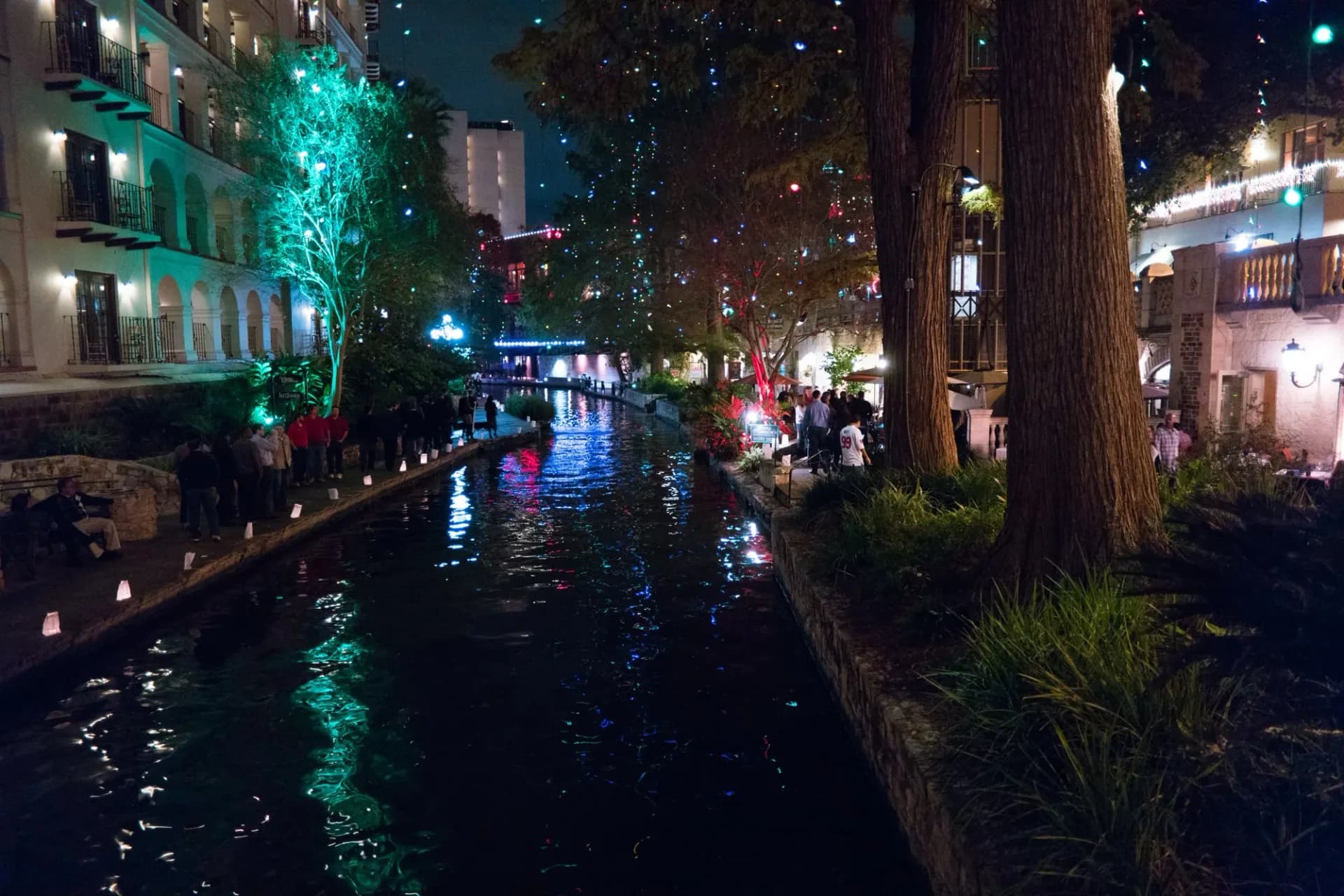 45th Ford Holiday River Parade & Lighting Ceremony