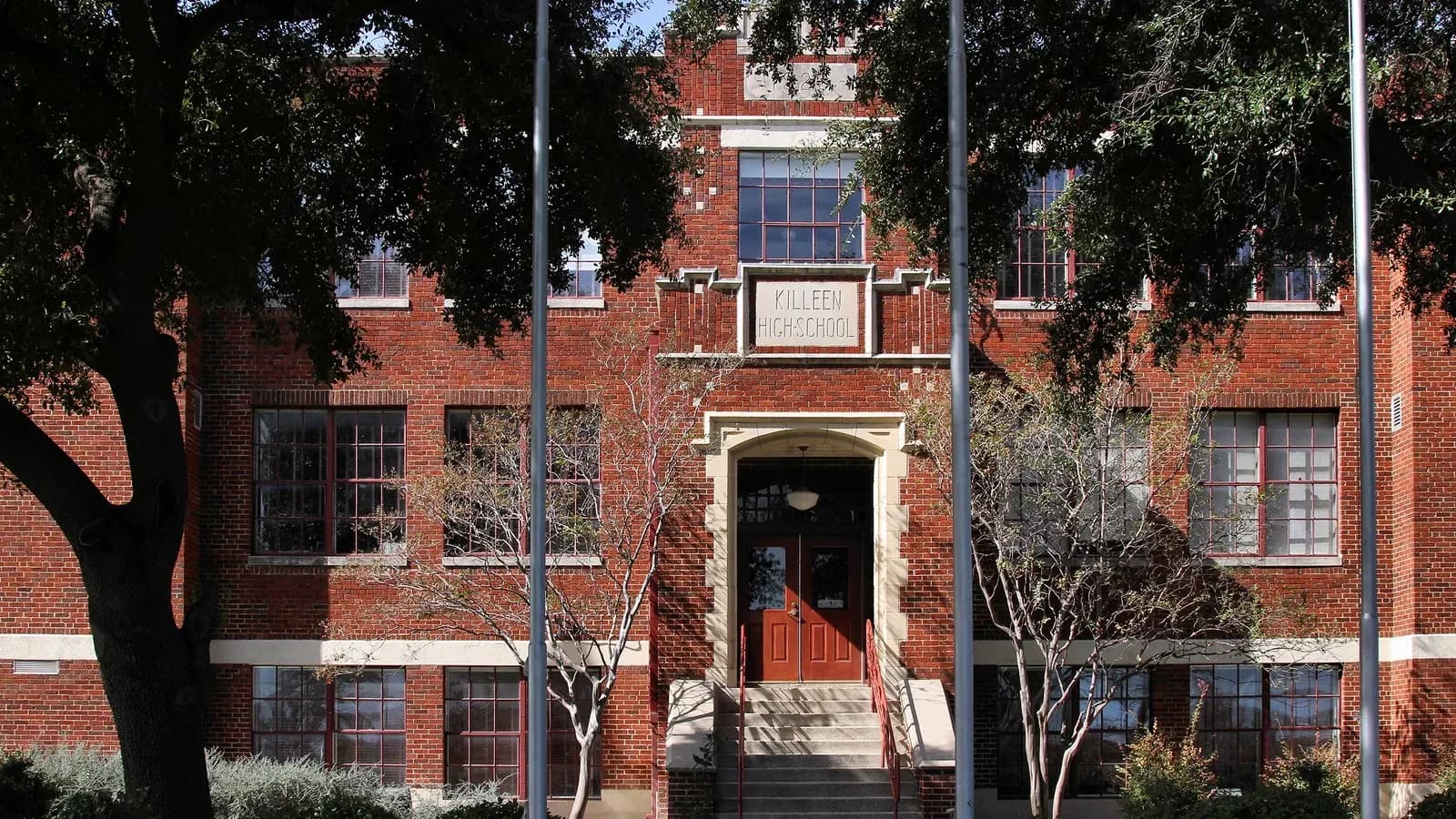 The entrance of Killeen City Hall, a 1923 former school building