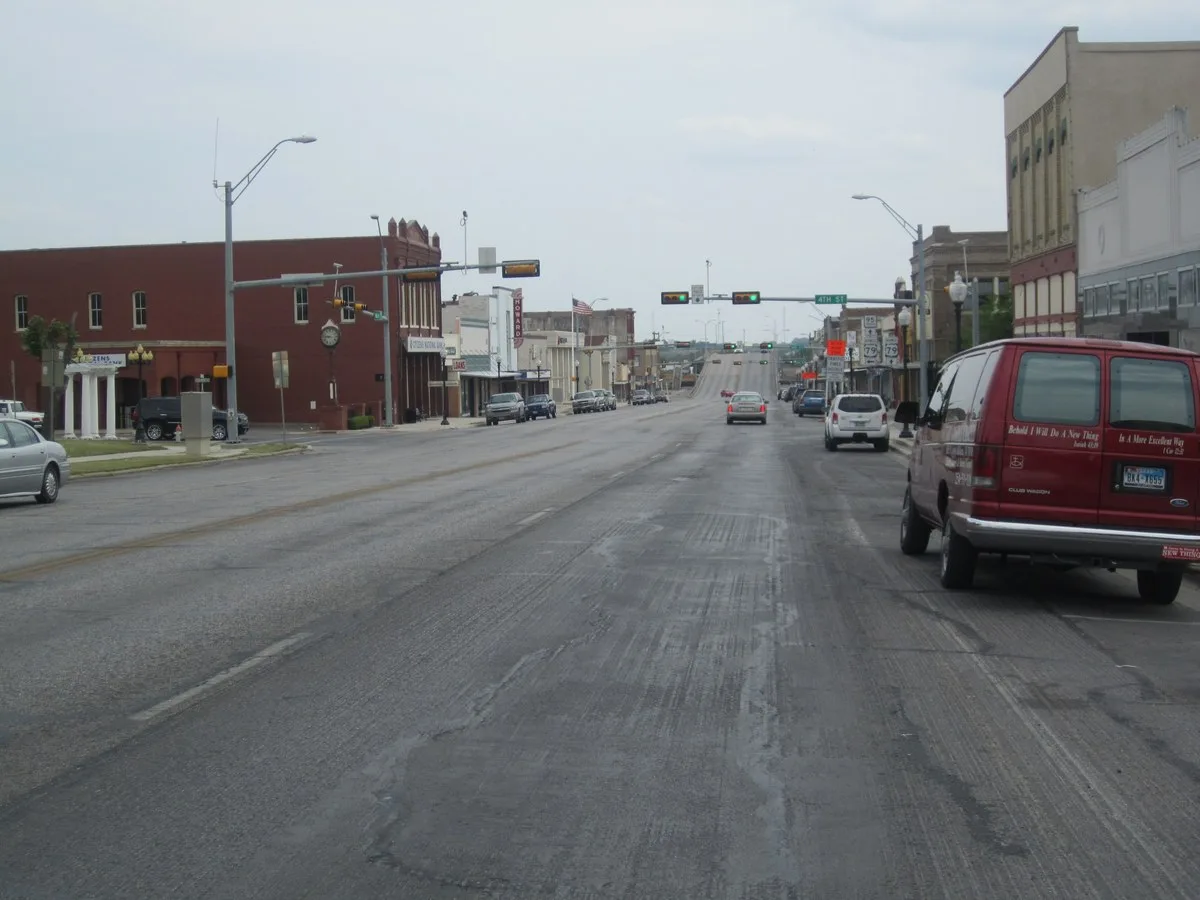Downtown Taylor storefronts along Texas Highway 95