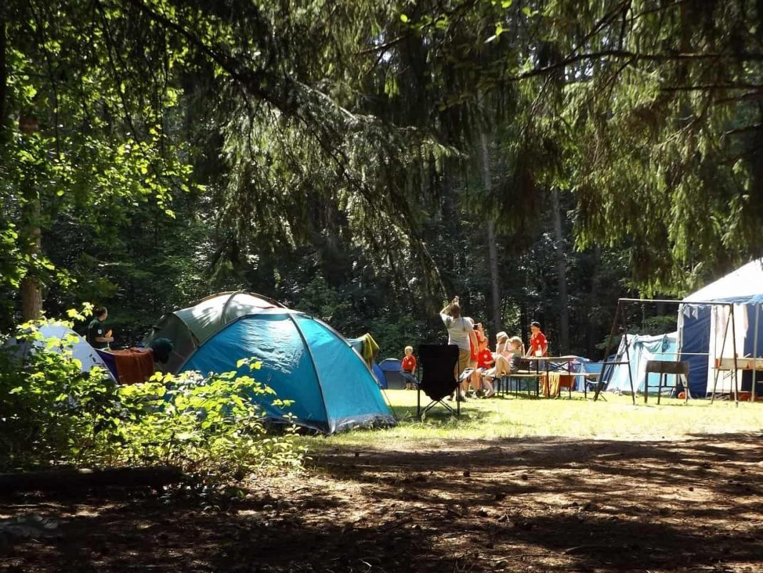 5 Ways to Make Camping Fun for the Whole Family