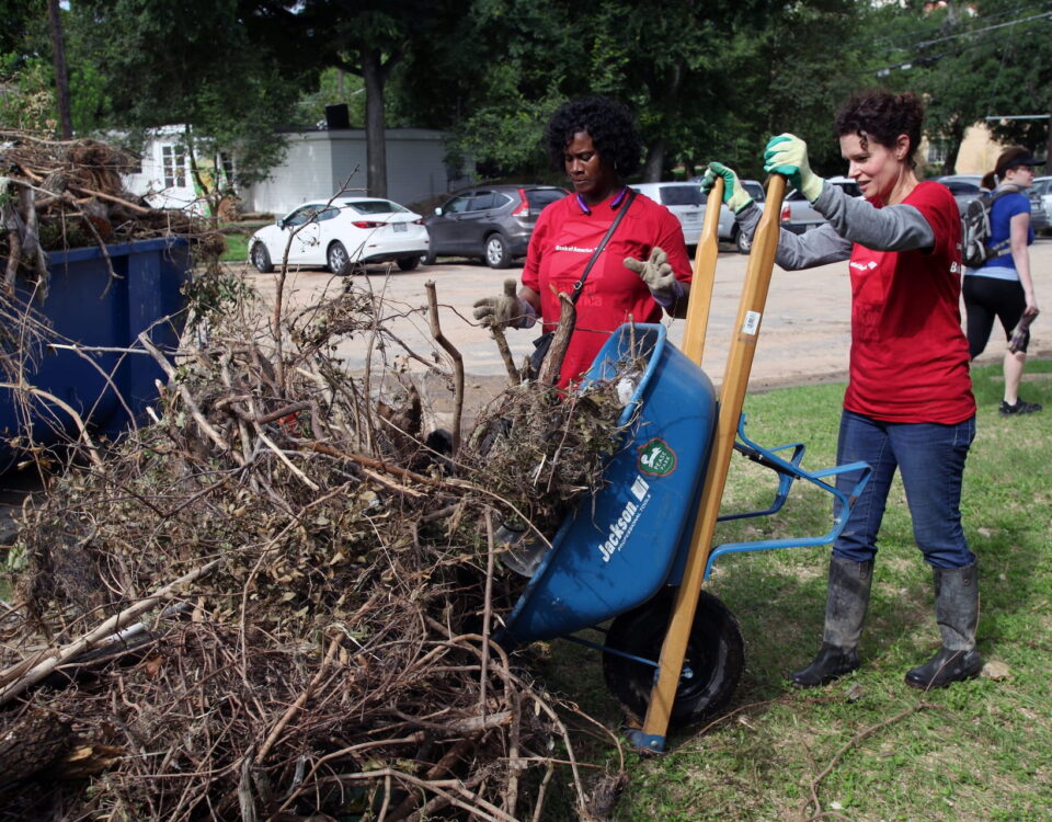 Volunteering in Tomball Texas